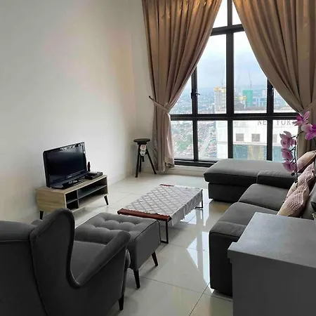 Newly Furnished Wifi 5Pax Homestay @ Setia Sky 88 By Micasa Homestay Johor Bahru Exterior photo