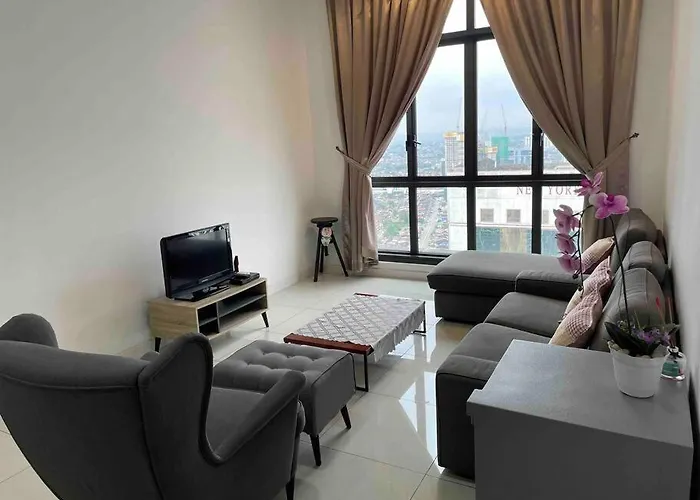 Newly Furnished Wifi 5Pax Homestay @ Setia Sky 88 By Micasa Homestay