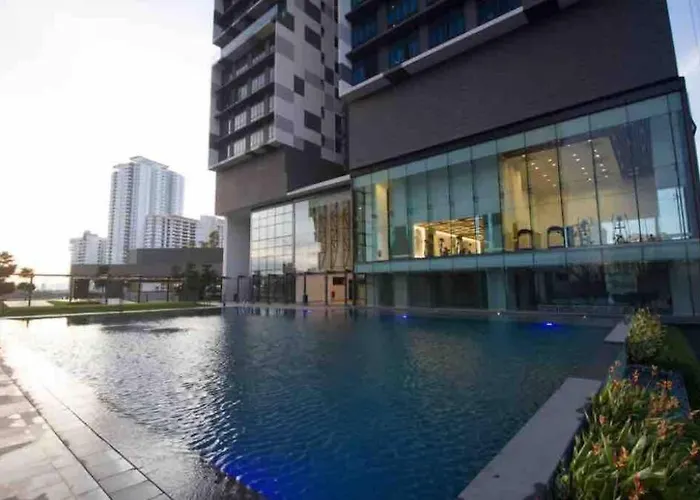 Newly Furnished Wifi 5Pax Homestay @ Setia Sky 88 By Micasa Homestay