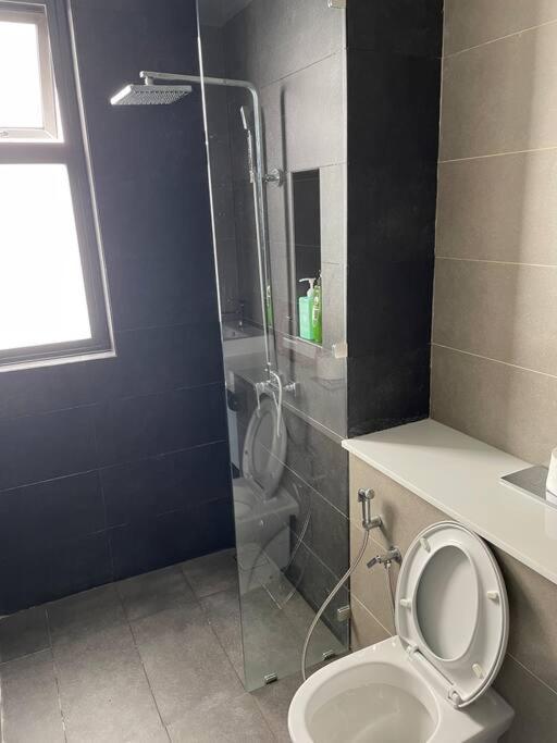 Newly Furnished Wifi 5pax @ Setia Sky 88 By Micasa Apartment Johor Bahru